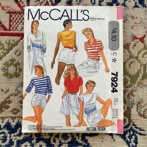 McCall's 7924 Vintage Sewing Pattern 80s Shirt Top Blouse Bateau Neckline 1982